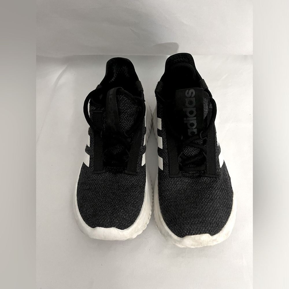 ADIDAS Kaptir 2.0K size 4